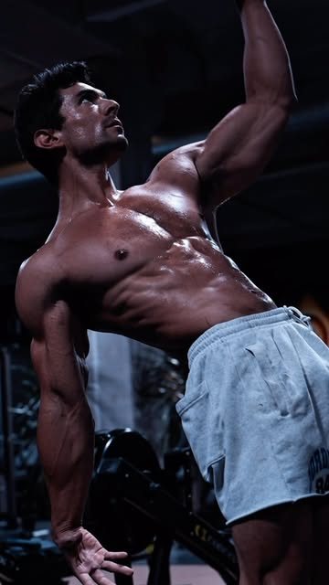 physique shoot, @photosby.morganm